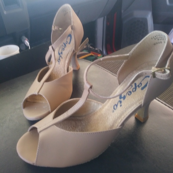 High end 👠 - Picture 3 of 8